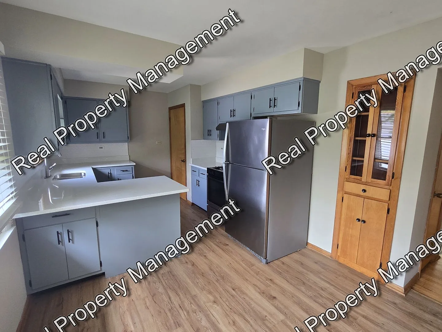 Three Bedroom Ranch — Photo 4