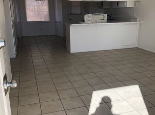 21236 Multnomah Rd APT 2, Apple Valley, CA 92308