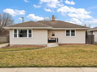 8928 Highland St, Highland, IN 46322