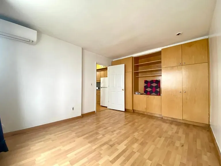 341 Naughton Ave #1F — Photo 6