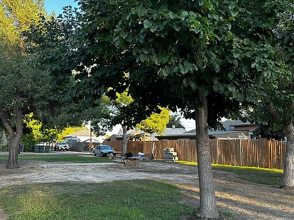 3rd image of 207 S Cameron Street
