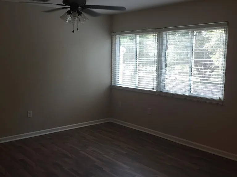2792 Curry Ford Rd #B — Photo 8