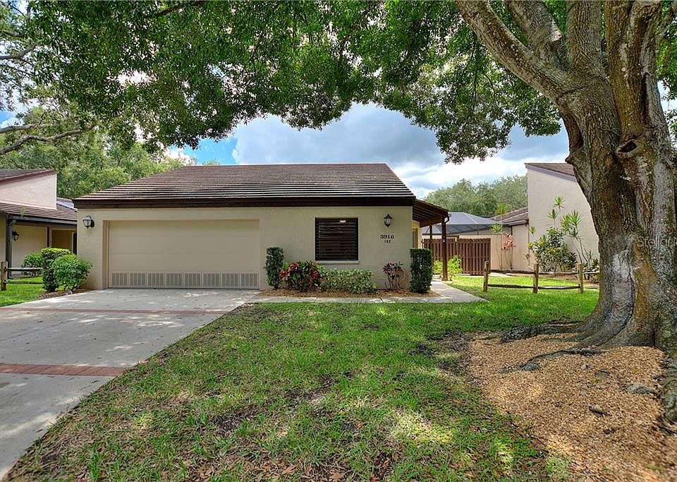 1st image of 3916 Glen Oaks Manor Dr