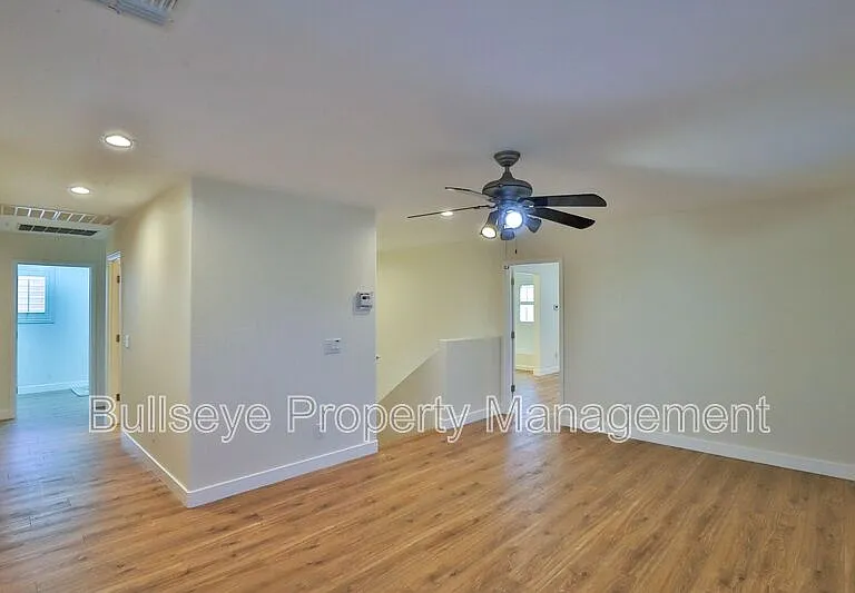 7321 N 89th Dr — Photo 15