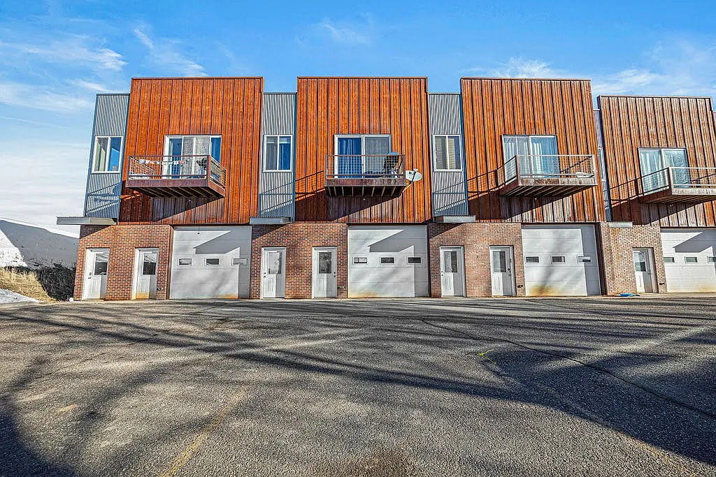 Building Photo - 461 Enterprise St #E