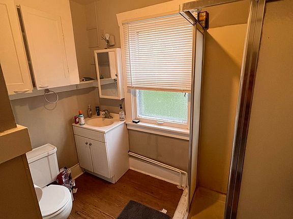 5th image of 1605 Wilson Ave