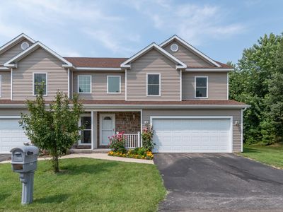 2501 Holiday House Rd, Saint Joseph, MI, 49085
