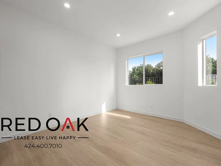 415 N La Fayette Park Pl #415 — Photo 4