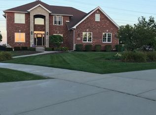13087 Dunmoor Dr, Lemont, IL 60439