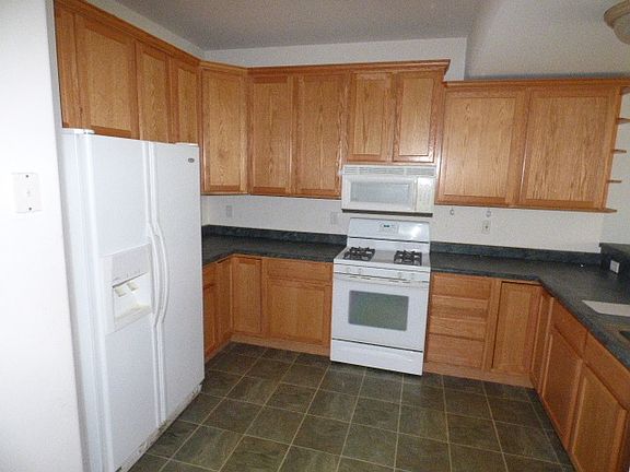 4th image of 333 Manning Dr