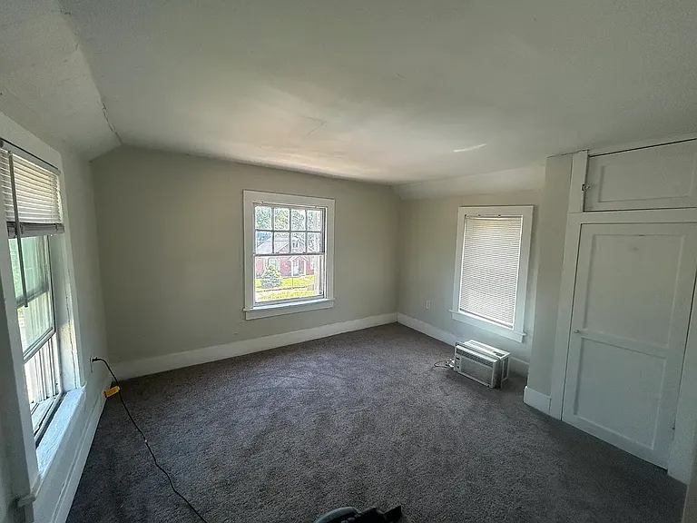 2825 SW Jefferson Ave — Photo 13