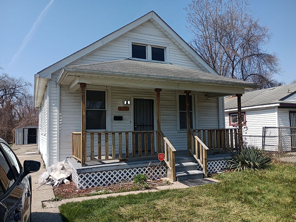 2nd image of 13935 Heyden St