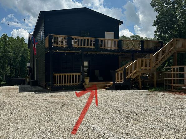 130 Gordon Rd #D