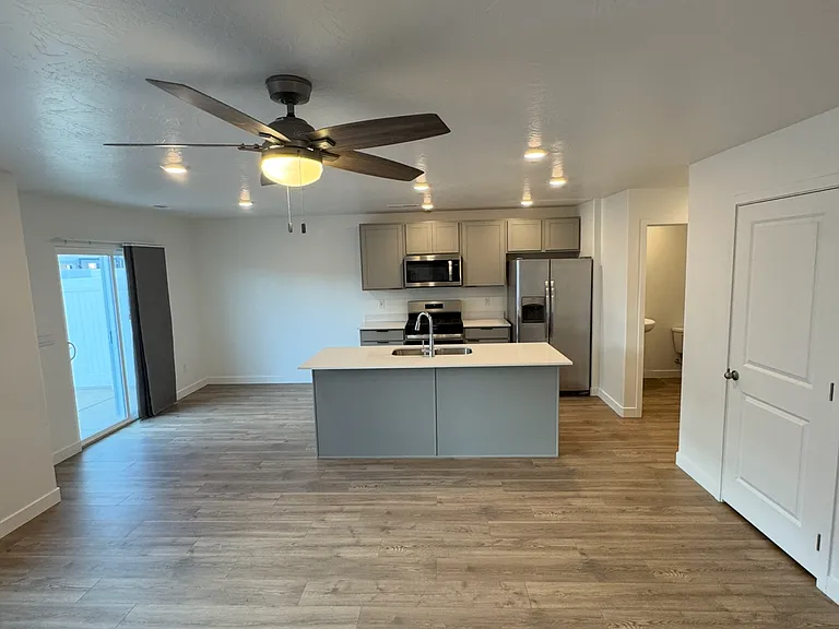 1792 S Wolverine Way — Photo 5