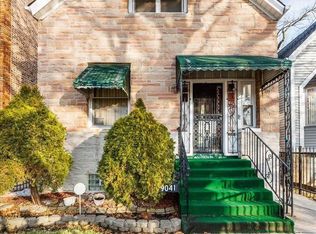9041 S Elizabeth St, Chicago, IL 60620
