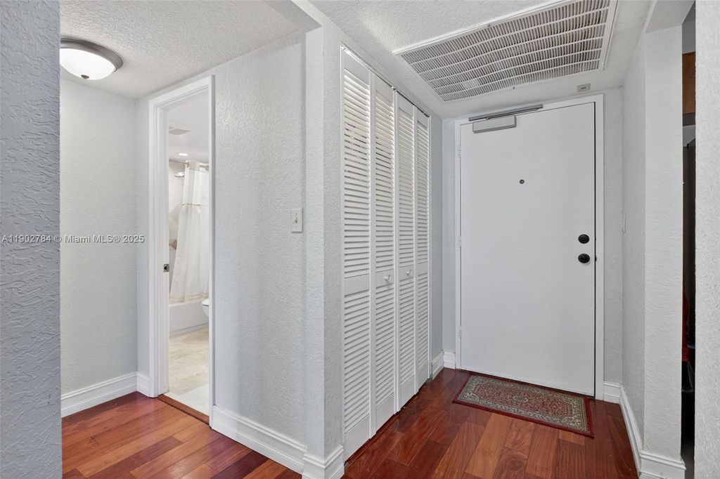 777 S Federal Hwy APT Rp305, photo 2