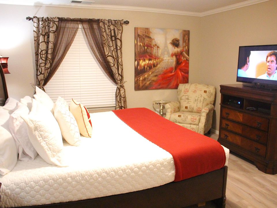 Over sized Bedroom