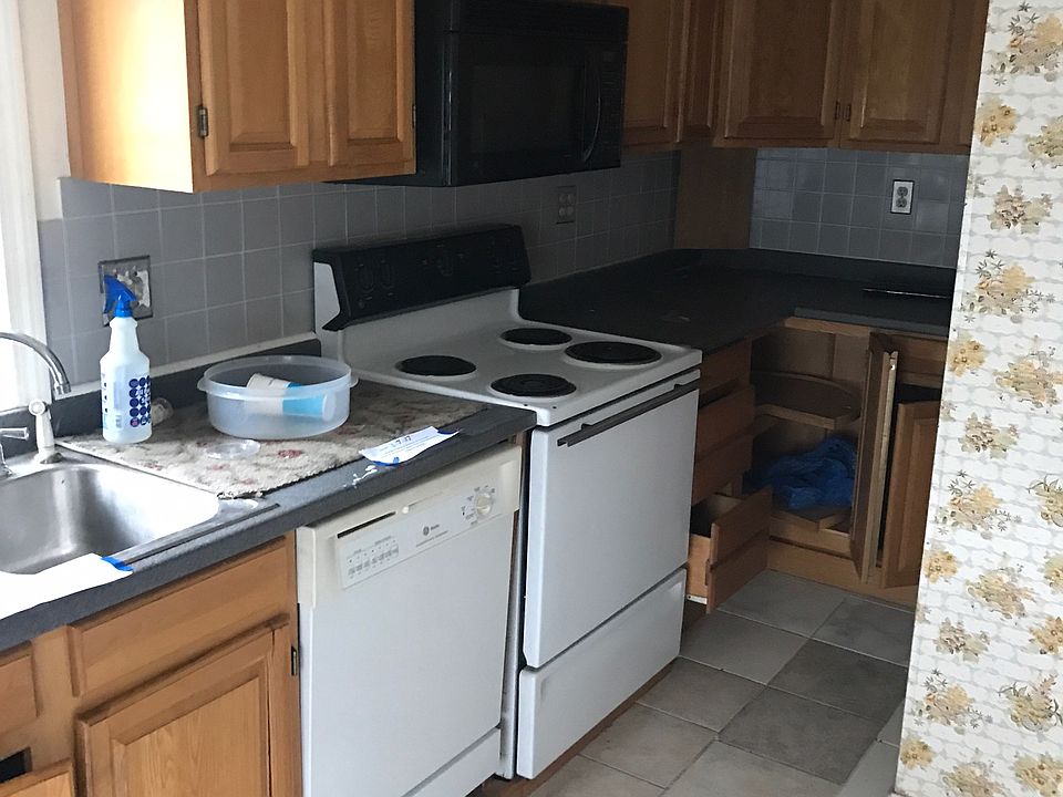 2nd image of 23 Harrison Ave