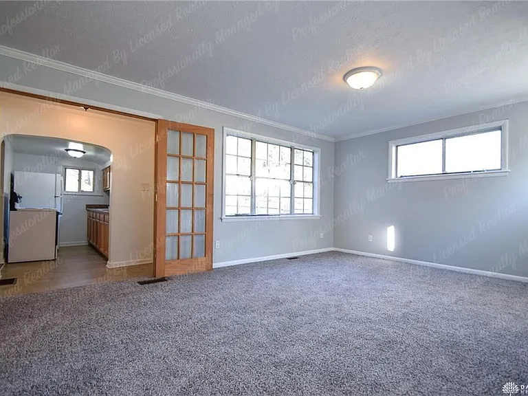 2926 Robin Rd — Photo 15