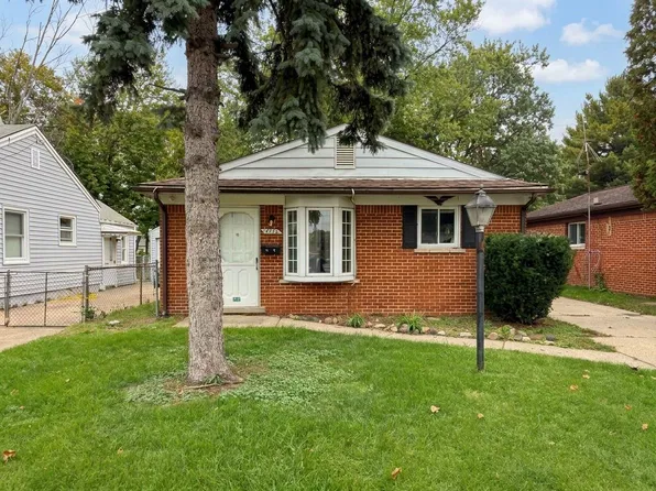 5712 N Silvery Ln, Dearborn Heights, MI 48127