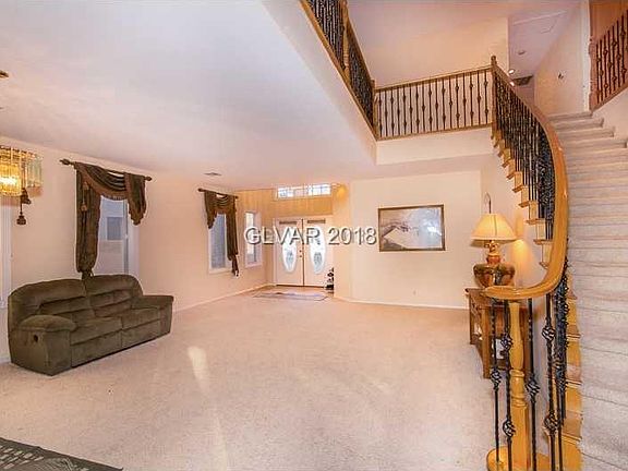 5th image of 9441 Chateau St Jean Dr #0