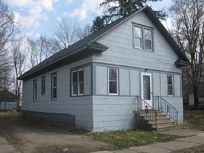 1st image of 981 McAllister Ave