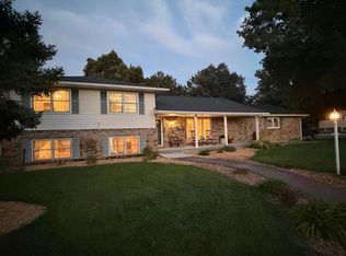 921 McDonald Road, North Platte, NE 69101