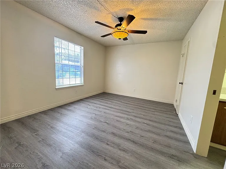 3823 S Maryland Pkwy #H1 — Photo 14