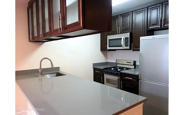 Rented by Douglas Elliman | media 10