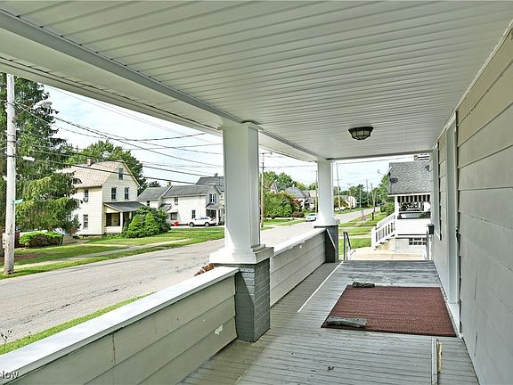 5th image of 1206 Mason St