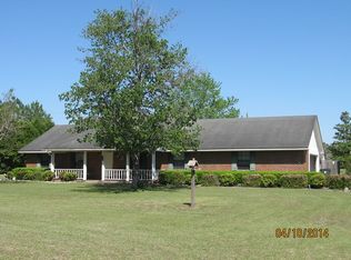 25 Ten Point Dr, Douglas, GA 31535