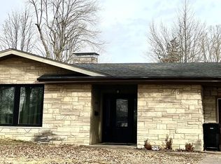1702 Julianne Dr, Marion, IL 62959