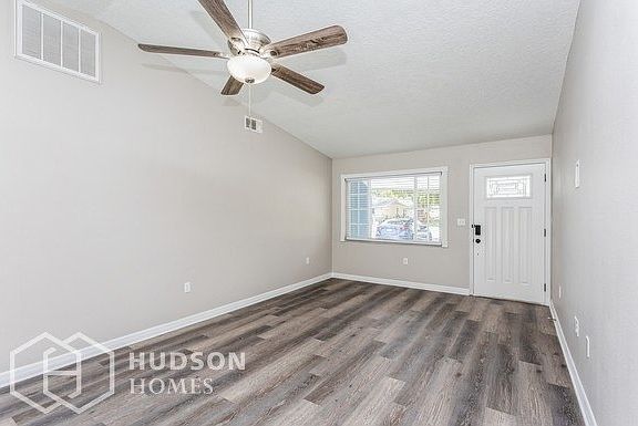 4th image of 1100 Windsor Hill Way
