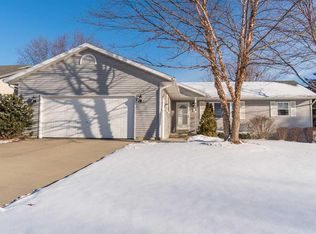 1133 11th St, Baraboo, WI 53913