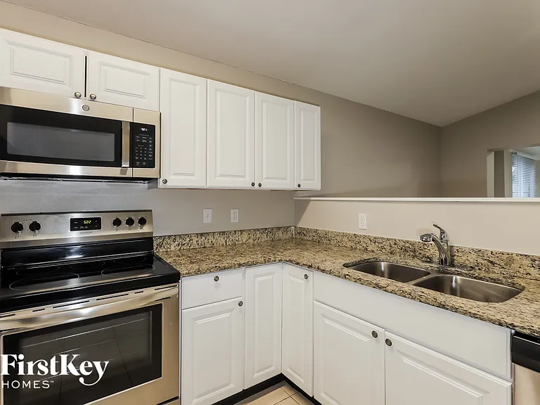 1823 Coyote Pl — Photo 7