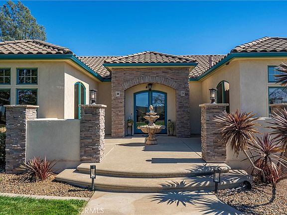 5th image of 18 Tuscan Dr