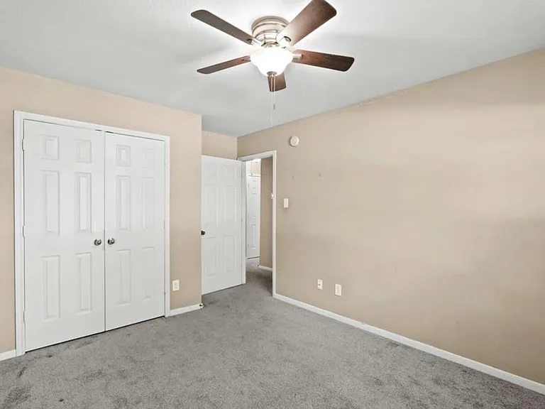 3106 Valley Ct — Photo 23