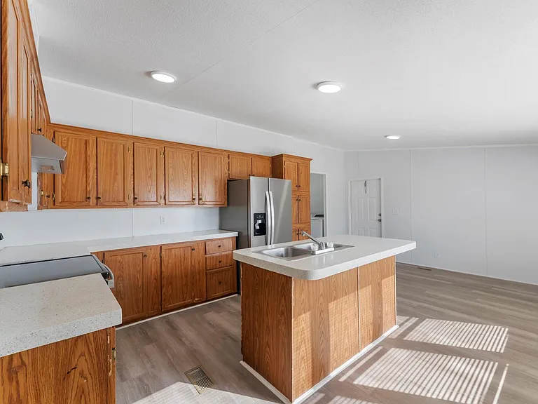 150 Pegasus Ct — Photo 31
