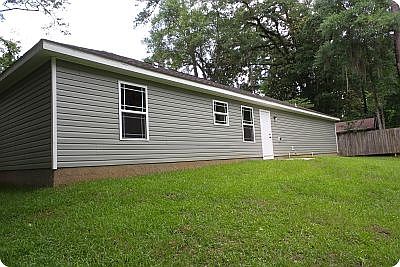 4th image of 1909 S Magnolia Dr
