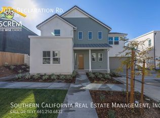27012 Declaration Rd, Valencia, CA 91381