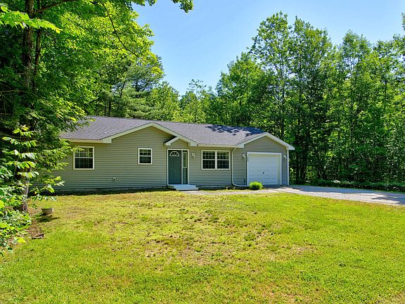 4th image of 260 Narrows Pond Road