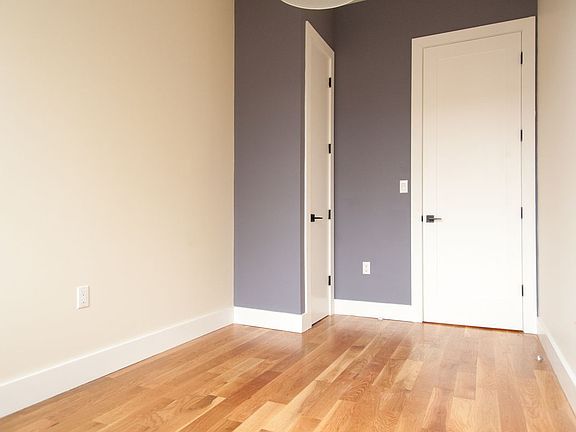 4th image of 1426 Dekalb Ave #3C