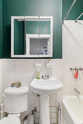 4th image of 240 Court St APT 10
