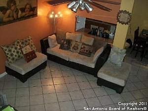 3rd image of 9447 Valley Way Dr