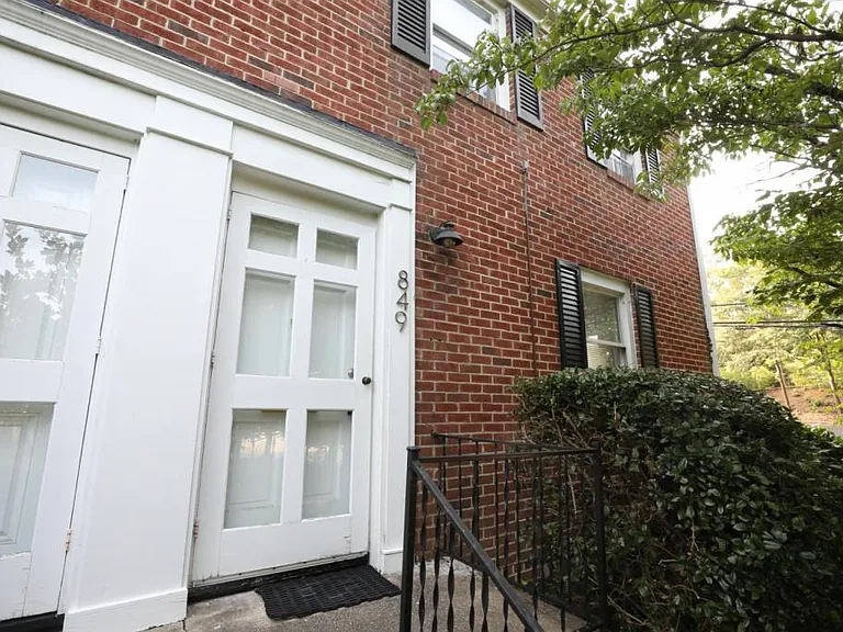 849 Bryan St — Photo 20