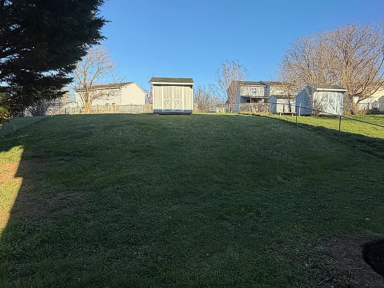 110 Lakeridge Dr — Photo 17