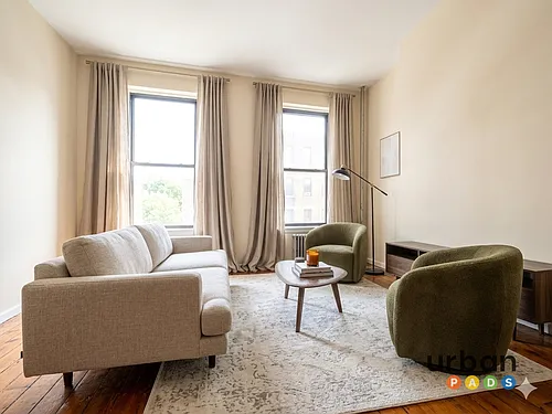 752 Franklin Ave #3B Photo 1