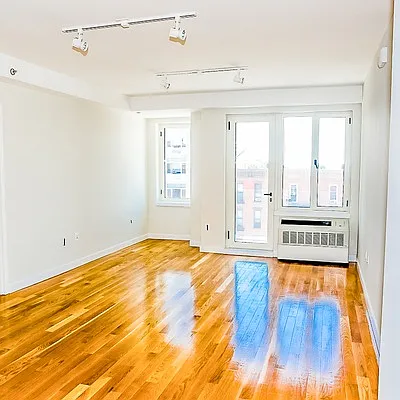 Rented by Urban Realty NYC | media 3