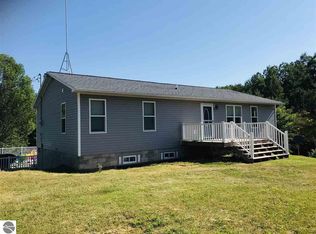 20018 110th Ave, Tustin, MI 49688