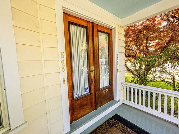 3rd image of 848 Edgewood Ave #2